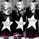 Madonna - Give me all your luvin'